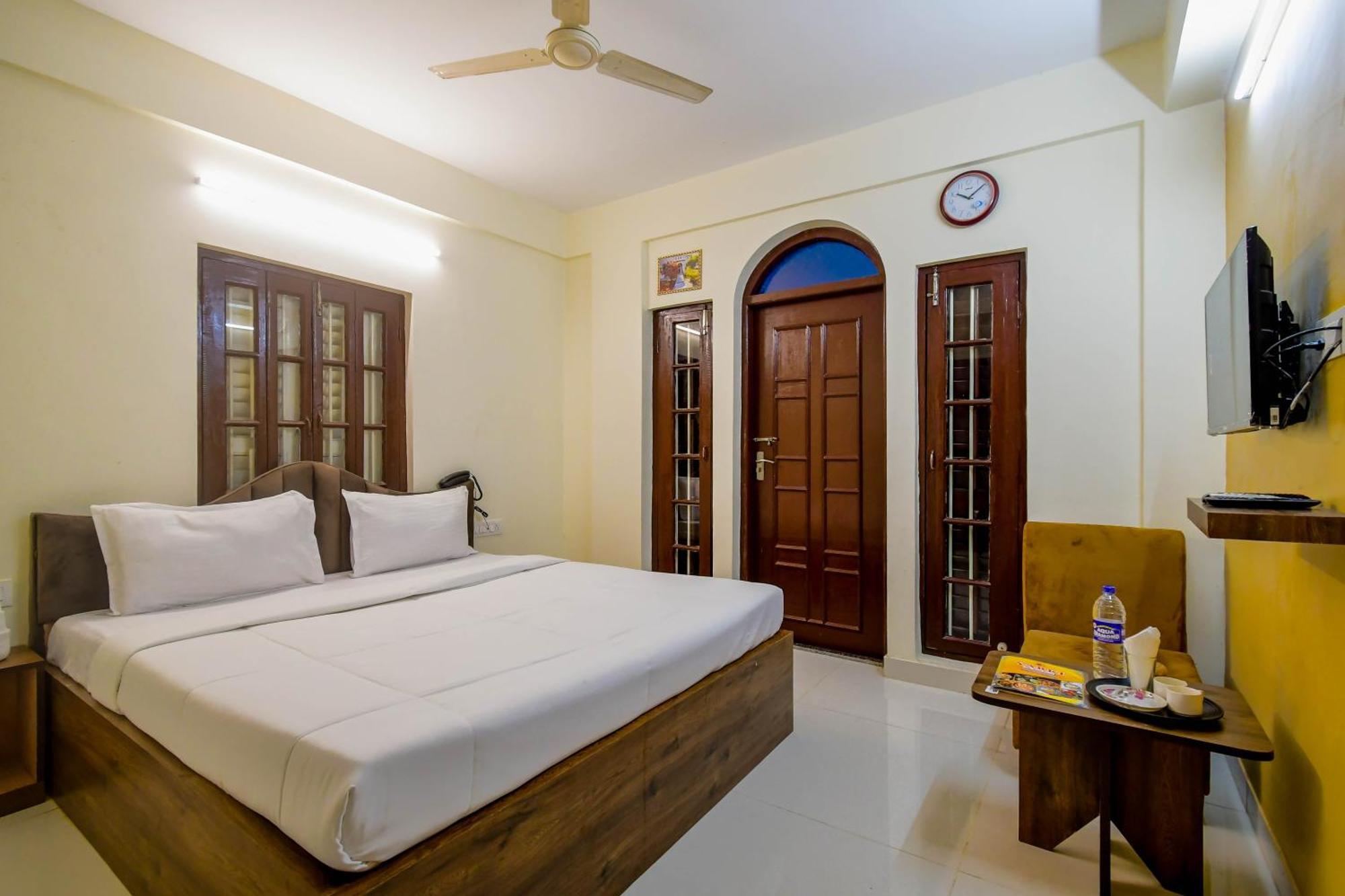 Hotel Mahal Calcutta Buitenkant foto