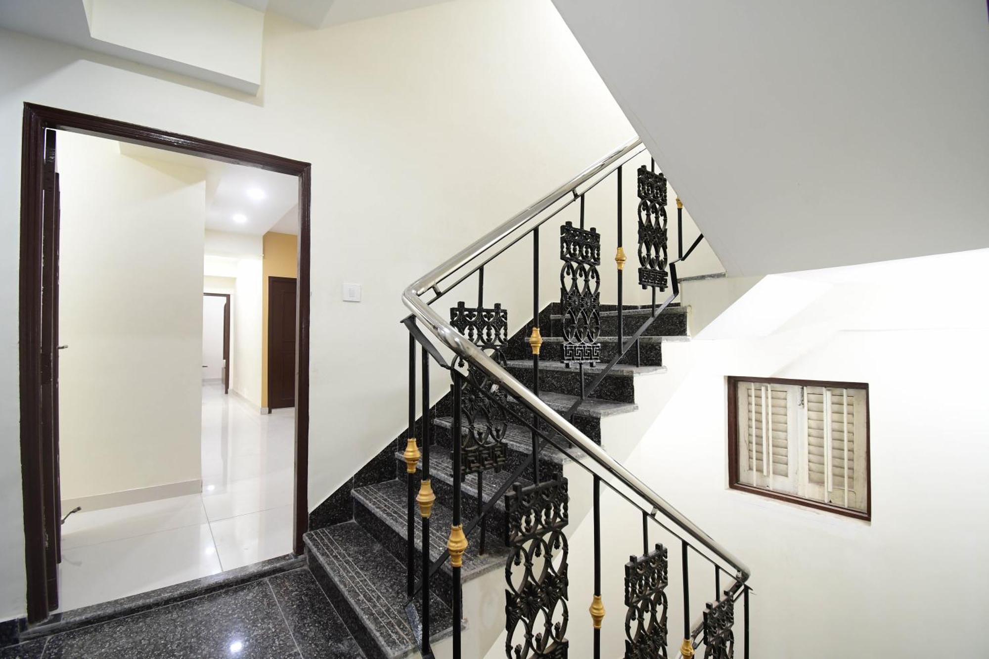 Hotel Mahal Calcutta Buitenkant foto